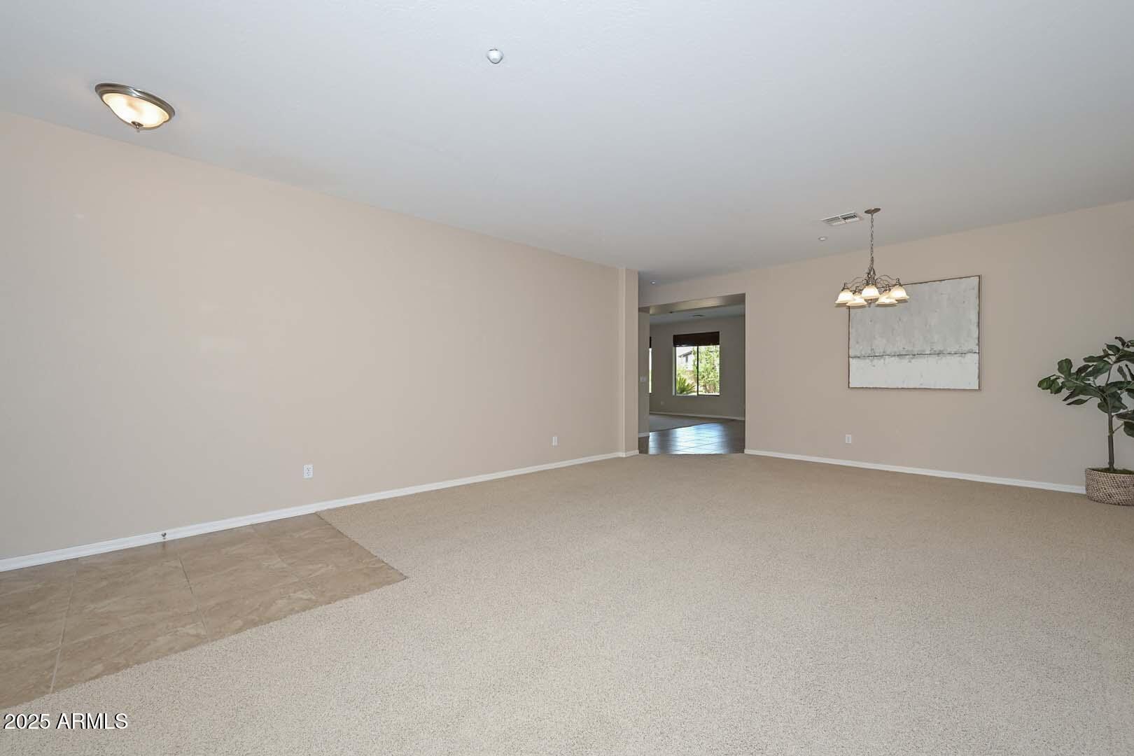 9012 W YELLOW BIRD Lane