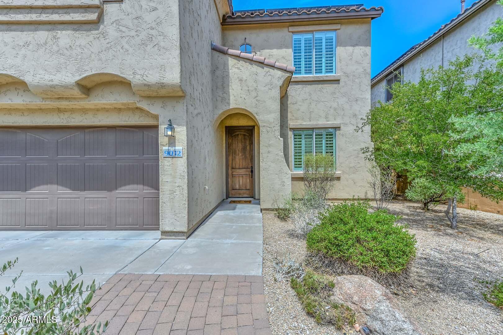9012 W YELLOW BIRD Lane