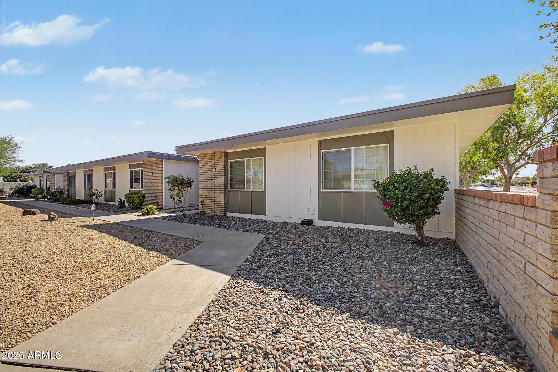 9929 W HUTTON Drive