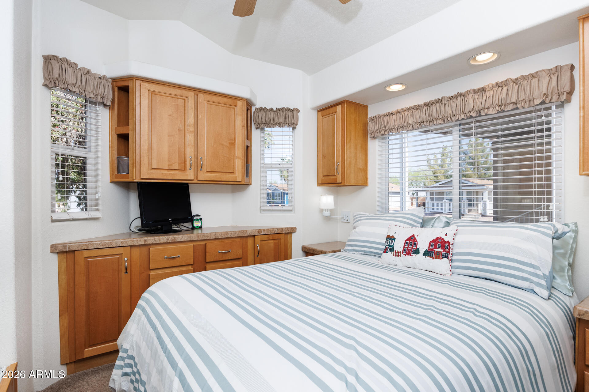 Palm Creek - Residential