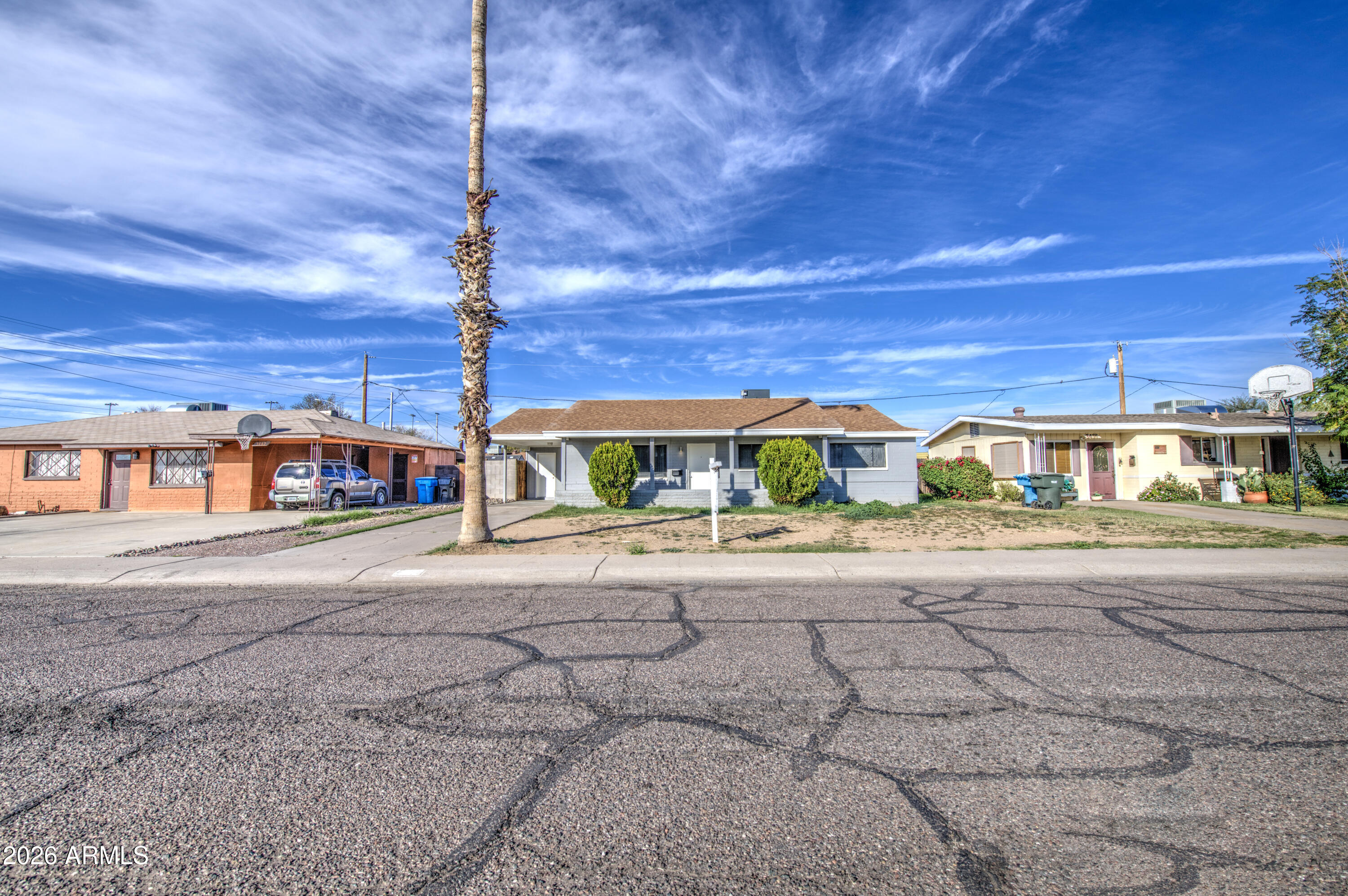 3438 W SIERRA Street