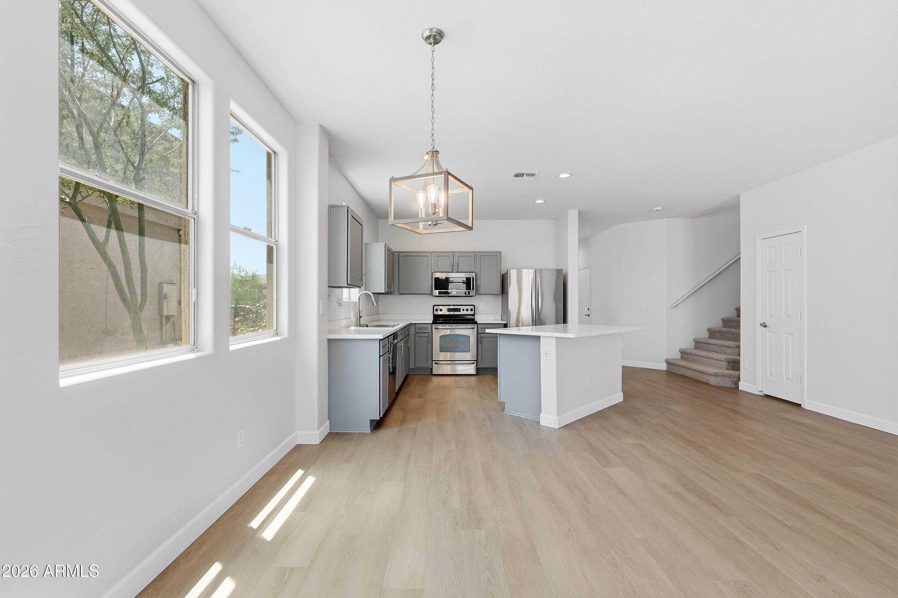 3308 W BURGESS Lane