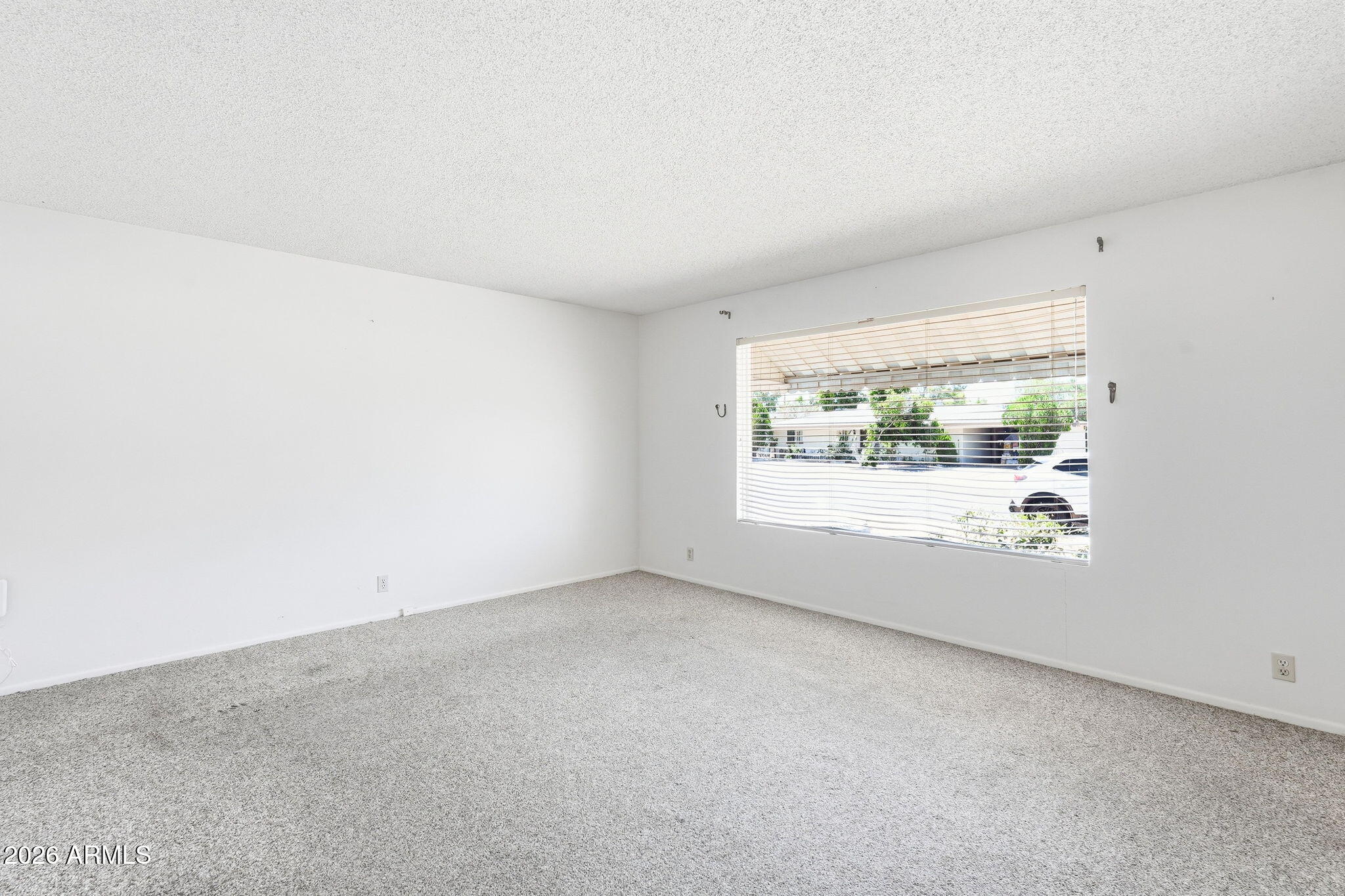 5220 E BOISE Street