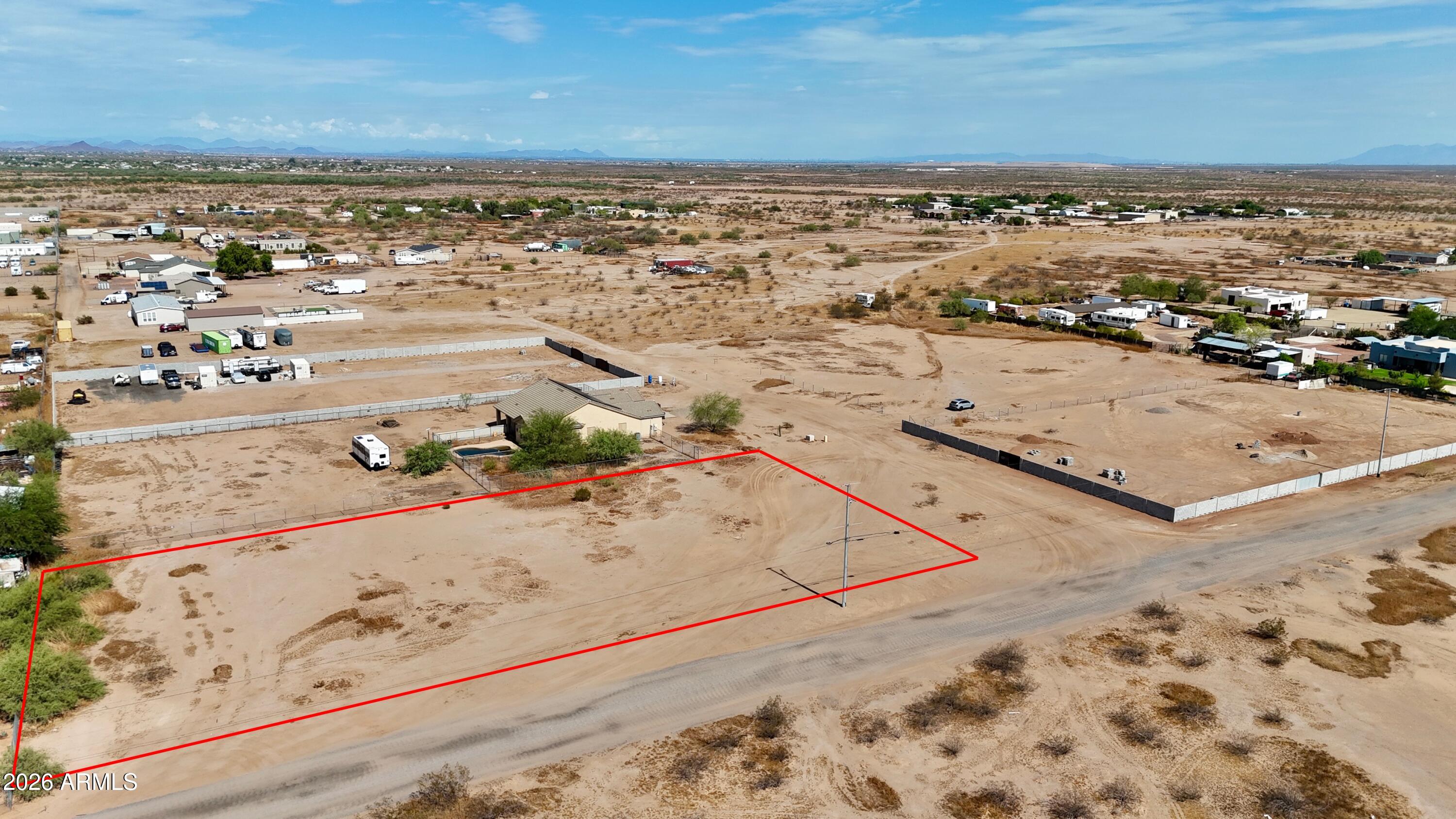 22240 W MCARTHUR Road 0