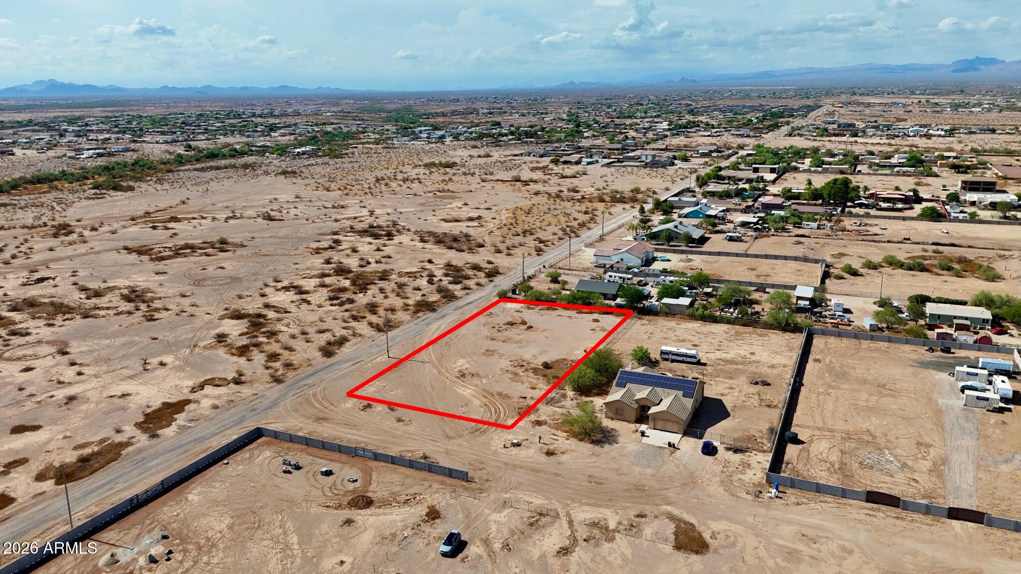 22240 W MCARTHUR Road 0