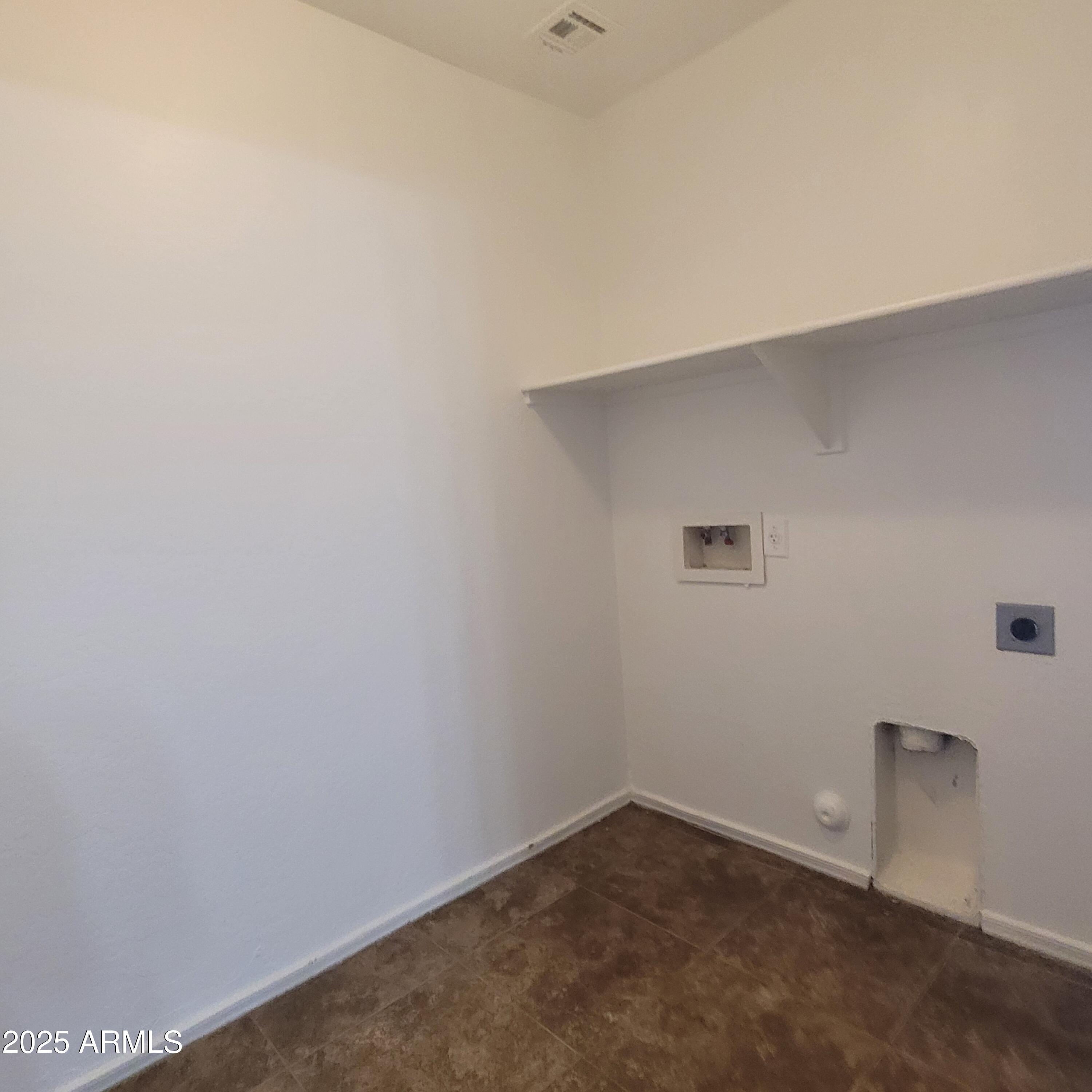 2367 E HUNTINGTON Drive