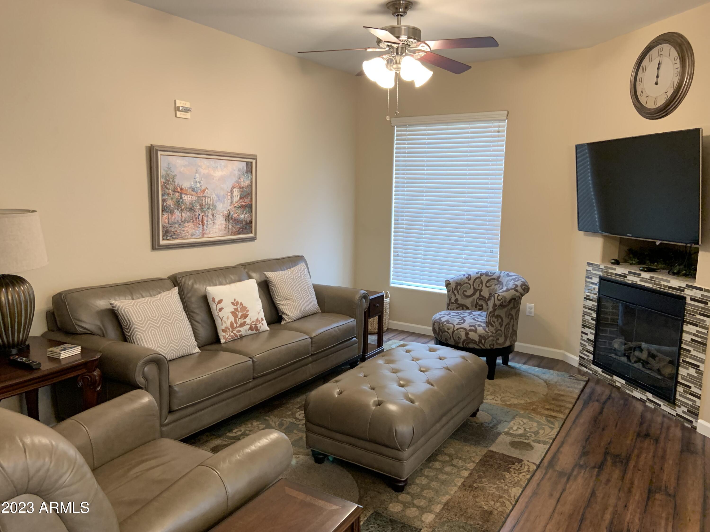 14575 W MOUNTAIN VIEW Boulevard 111