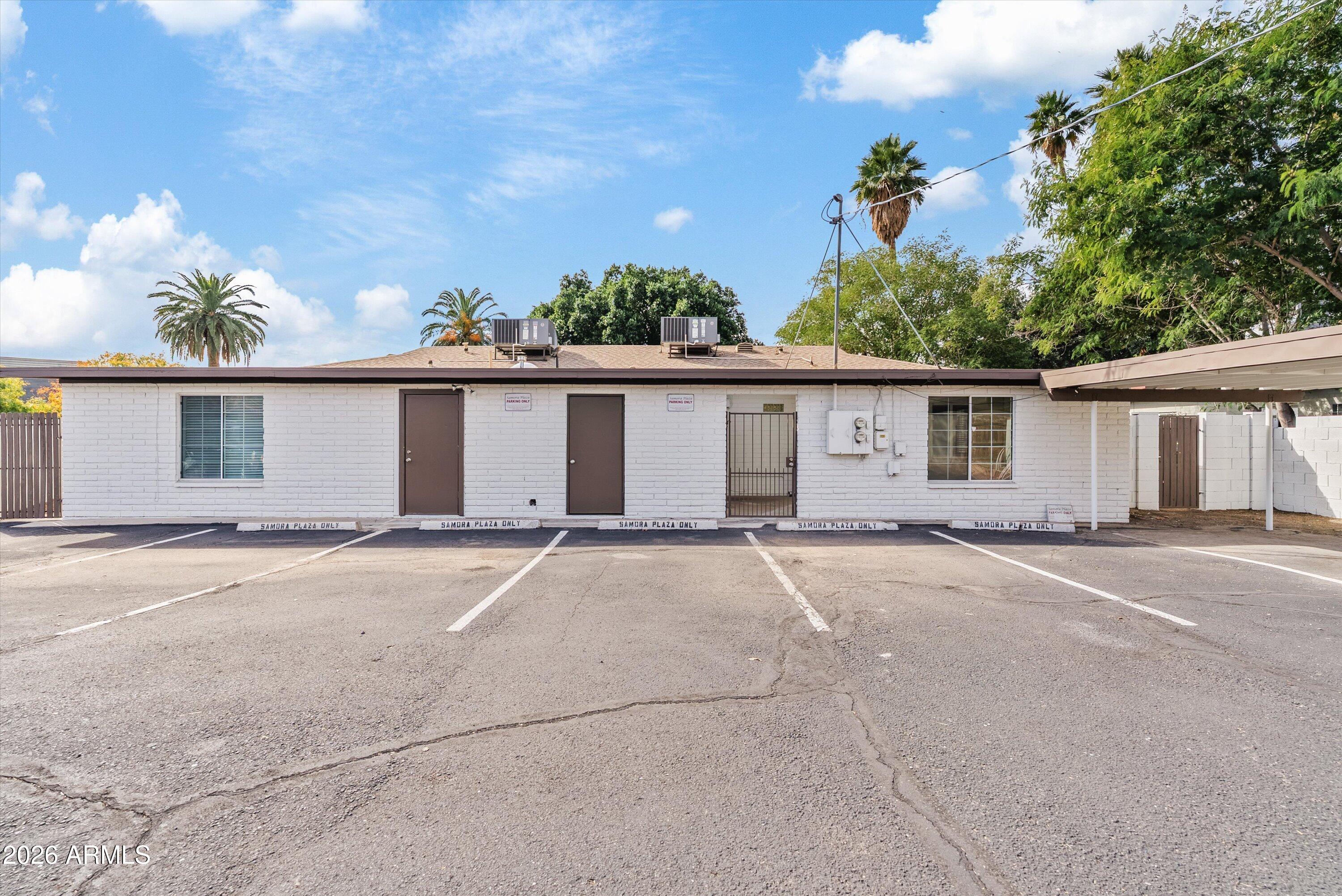 CAMEL SQUARE - Residential Income