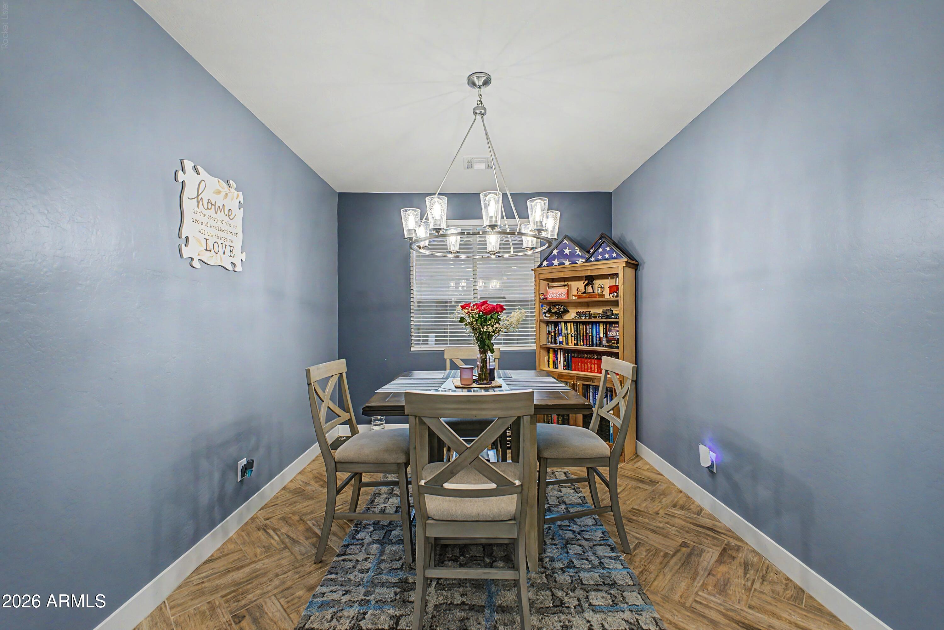 17279 W DAHLIA Drive