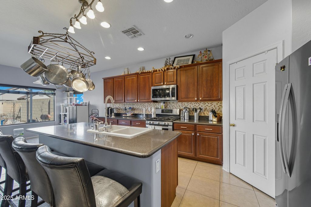 Photo of 38202 W Isabella Lane, Maricopa, AZ 85138 (MLS # 6929455)