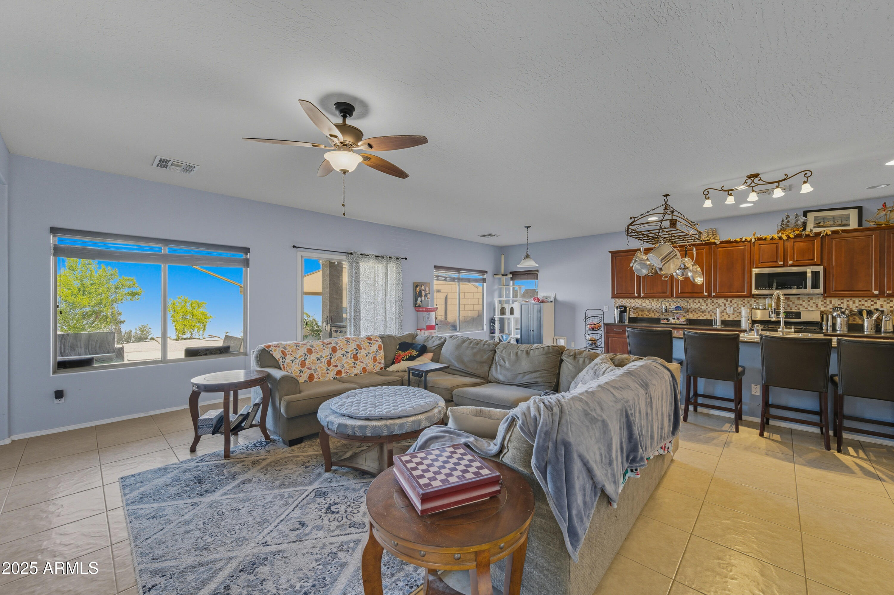 38202 W ISABELLA Lane