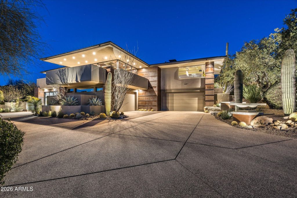 Photo of 39935 N 98th Way, Scottsdale, AZ 85262 (MLS # 6984019)