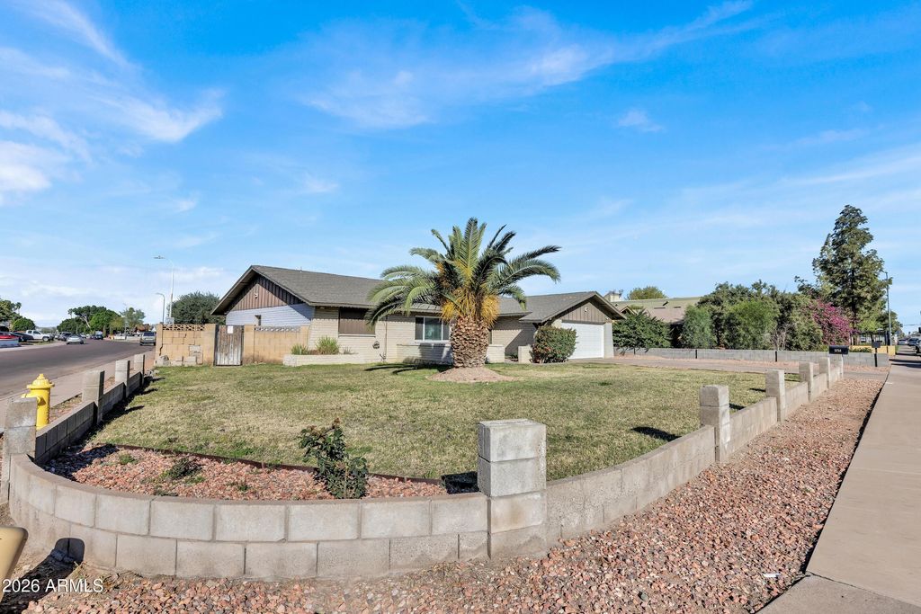 Photo of 5754 N 47th Avenue, Glendale, AZ 85301 (MLS # 6993162)