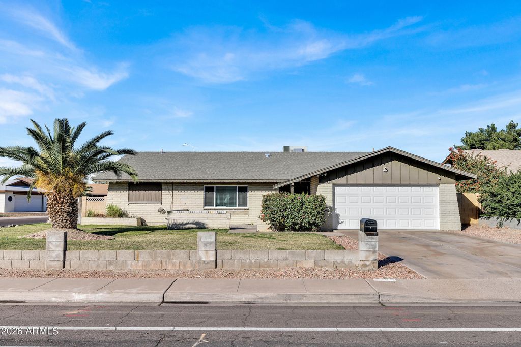Photo of 5754 N 47th Avenue, Glendale, AZ 85301 (MLS # 6993162)