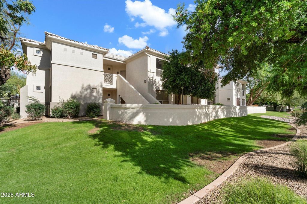Photo of 9550 E Thunderbird Road #213, Scottsdale, AZ 85260 (MLS # 6949166)
