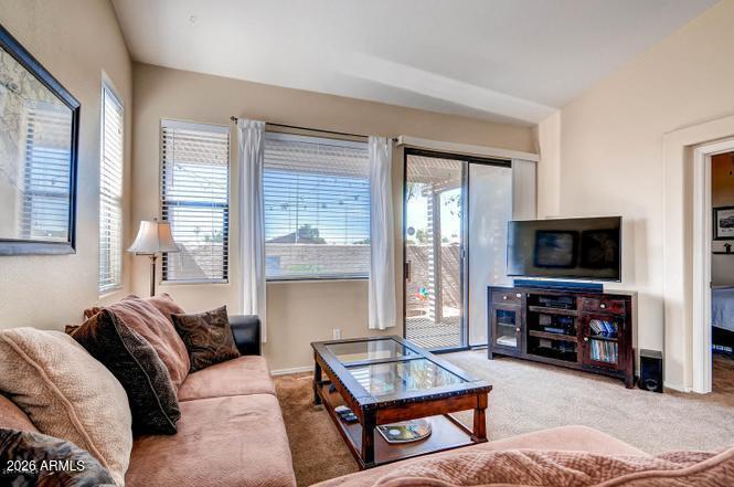 1425 S LINDSAY Road 43