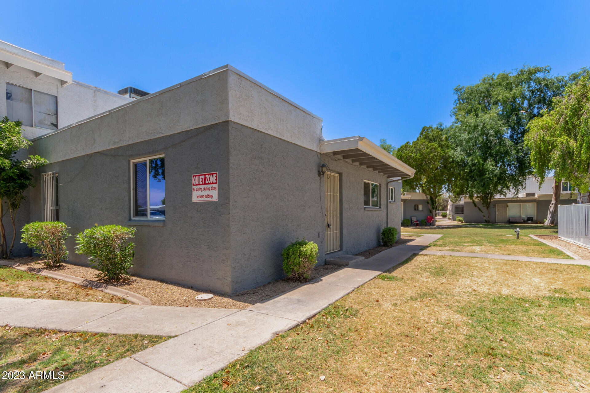 2633 W Ocotillo Road Unit 1