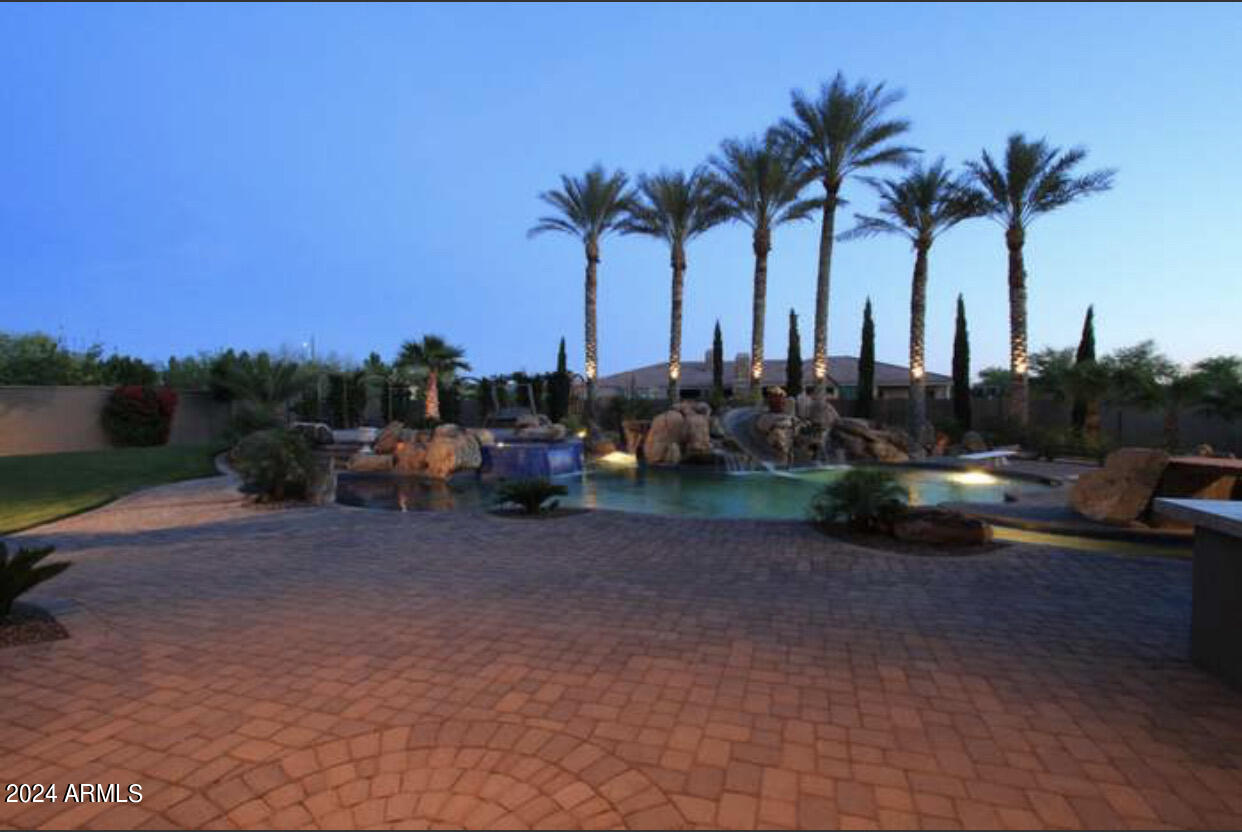 3539 E PRESIDIO Circle