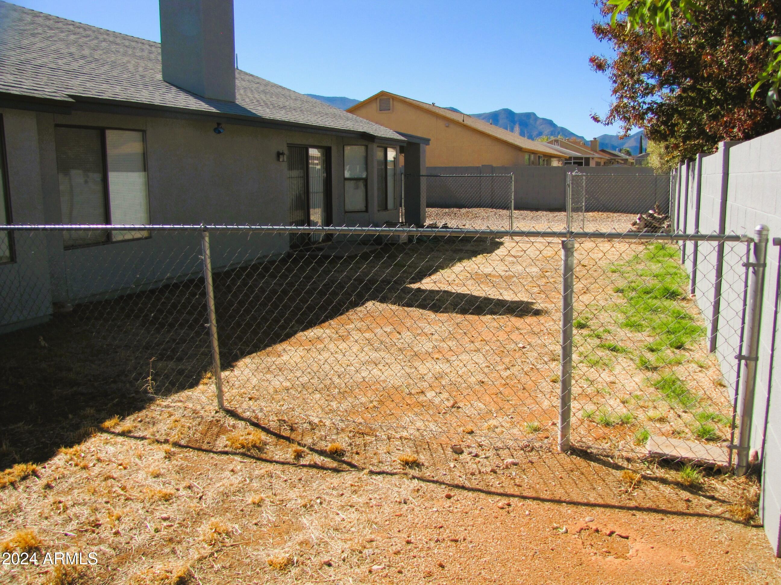 MOUNTAIN RIDGE PHASE 4 - Residential Lease