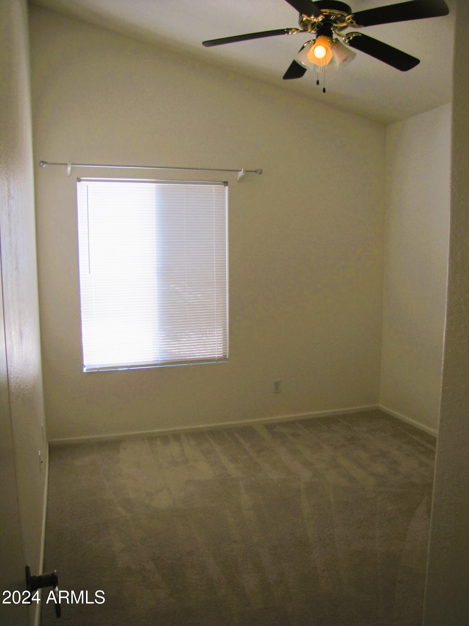 MOUNTAIN RIDGE PHASE 4 - Residential Lease