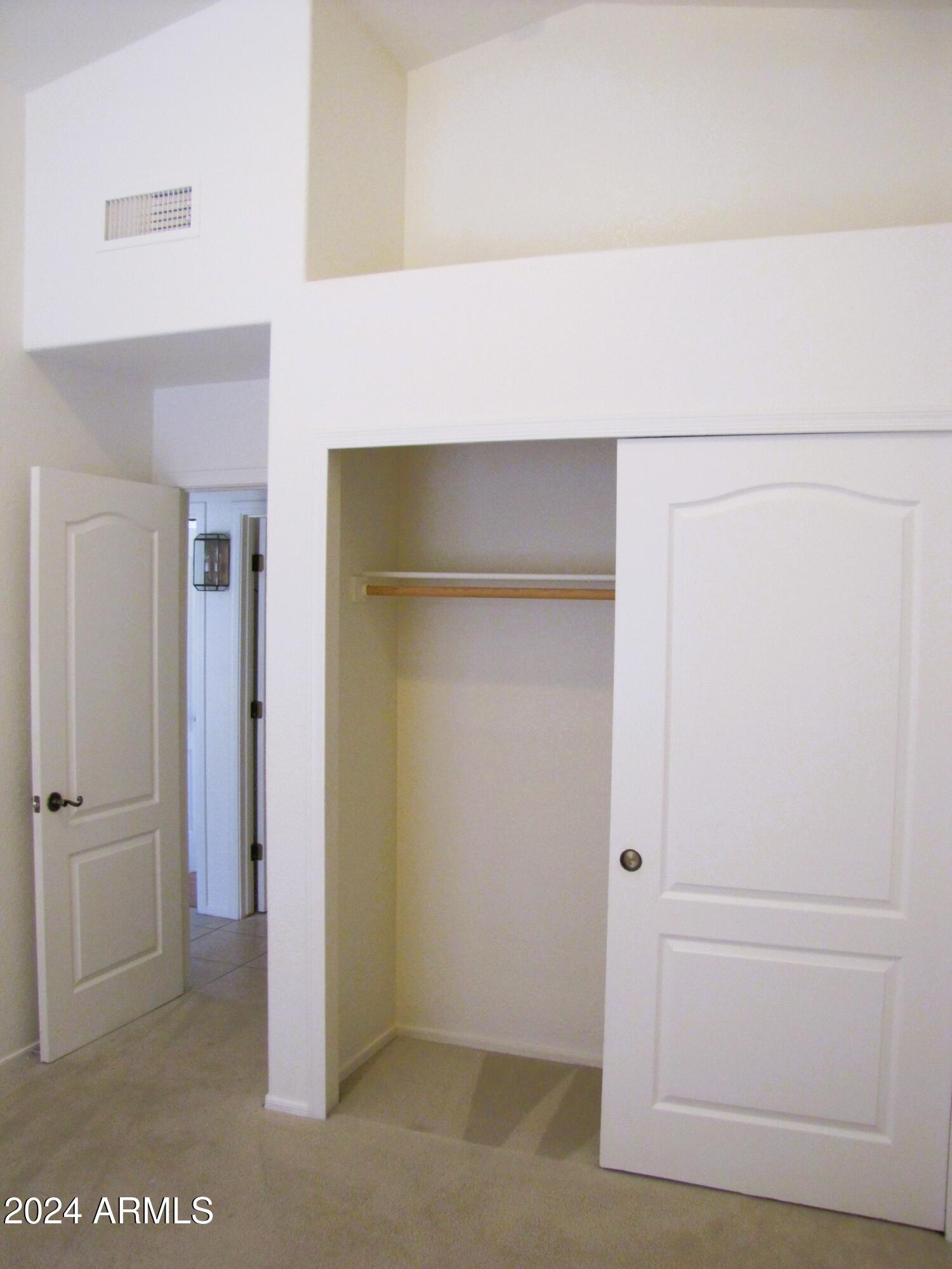 MOUNTAIN RIDGE PHASE 4 - Residential Lease