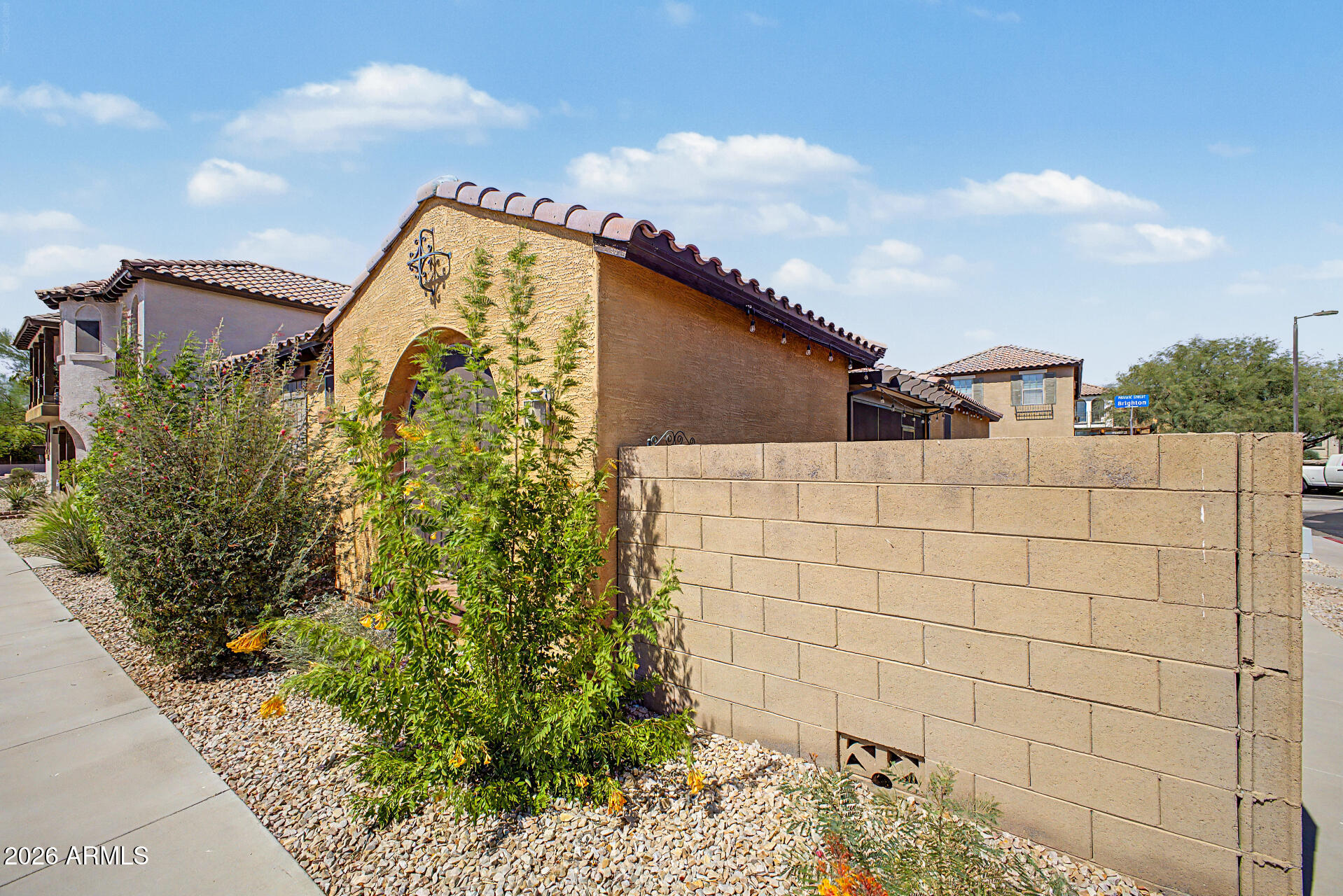 2940 N BRIGHTON --
