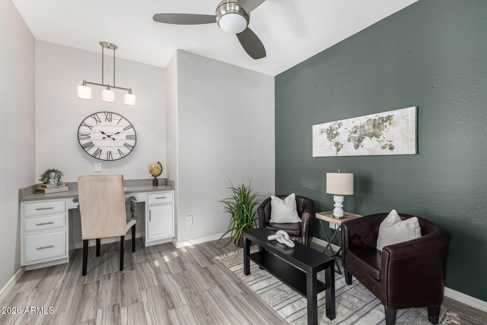 417 W GUM TREE Avenue