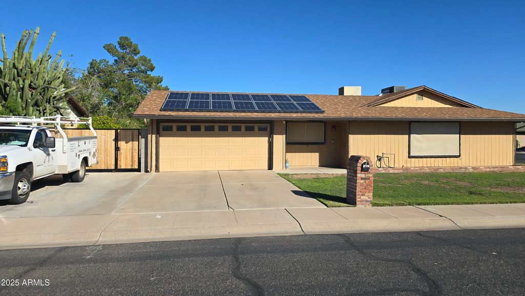 Photo of 14401 N 52nd Lane, Glendale, AZ 85306 (MLS # 6934512)