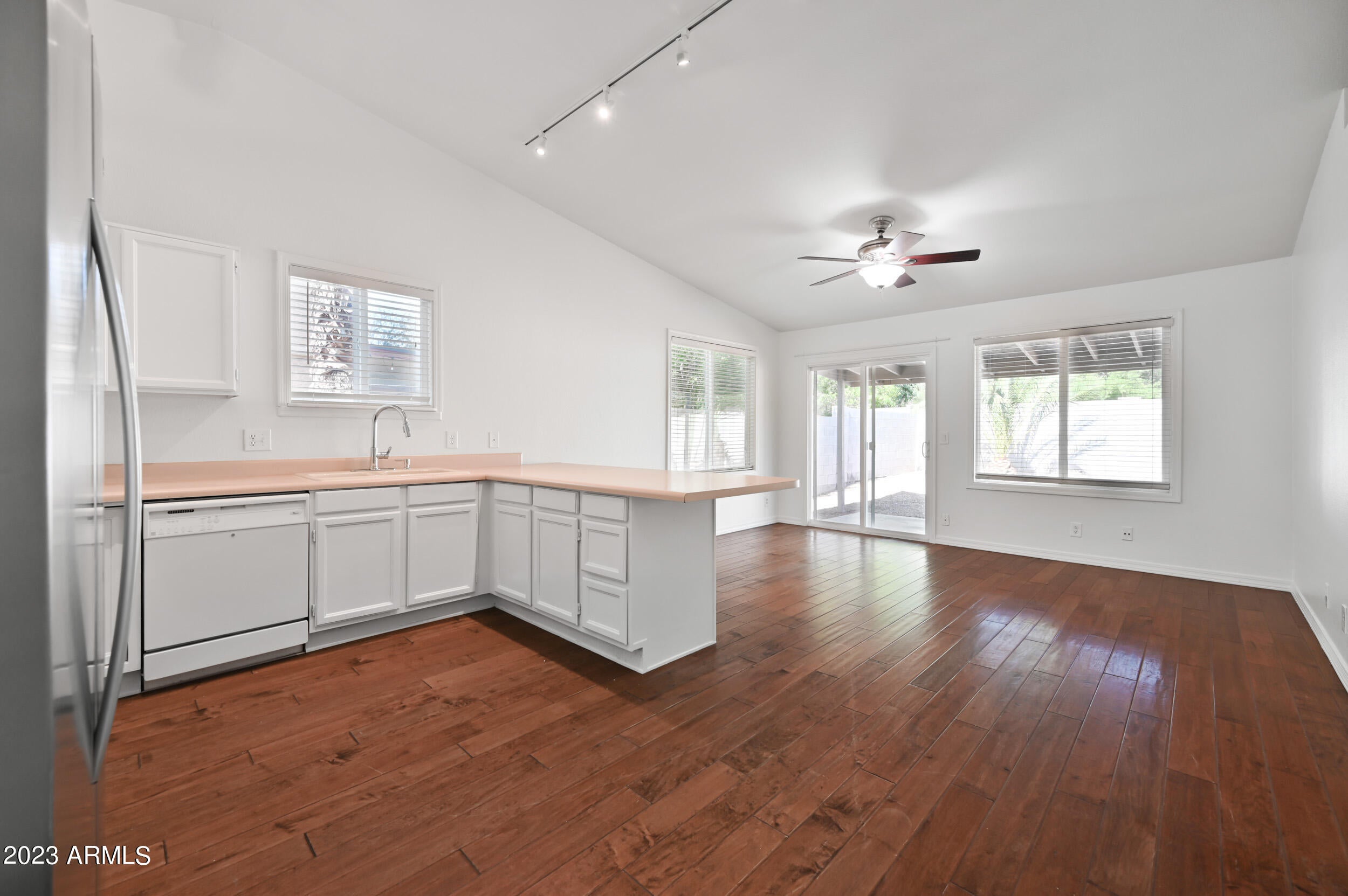 313 S Ocean Drive