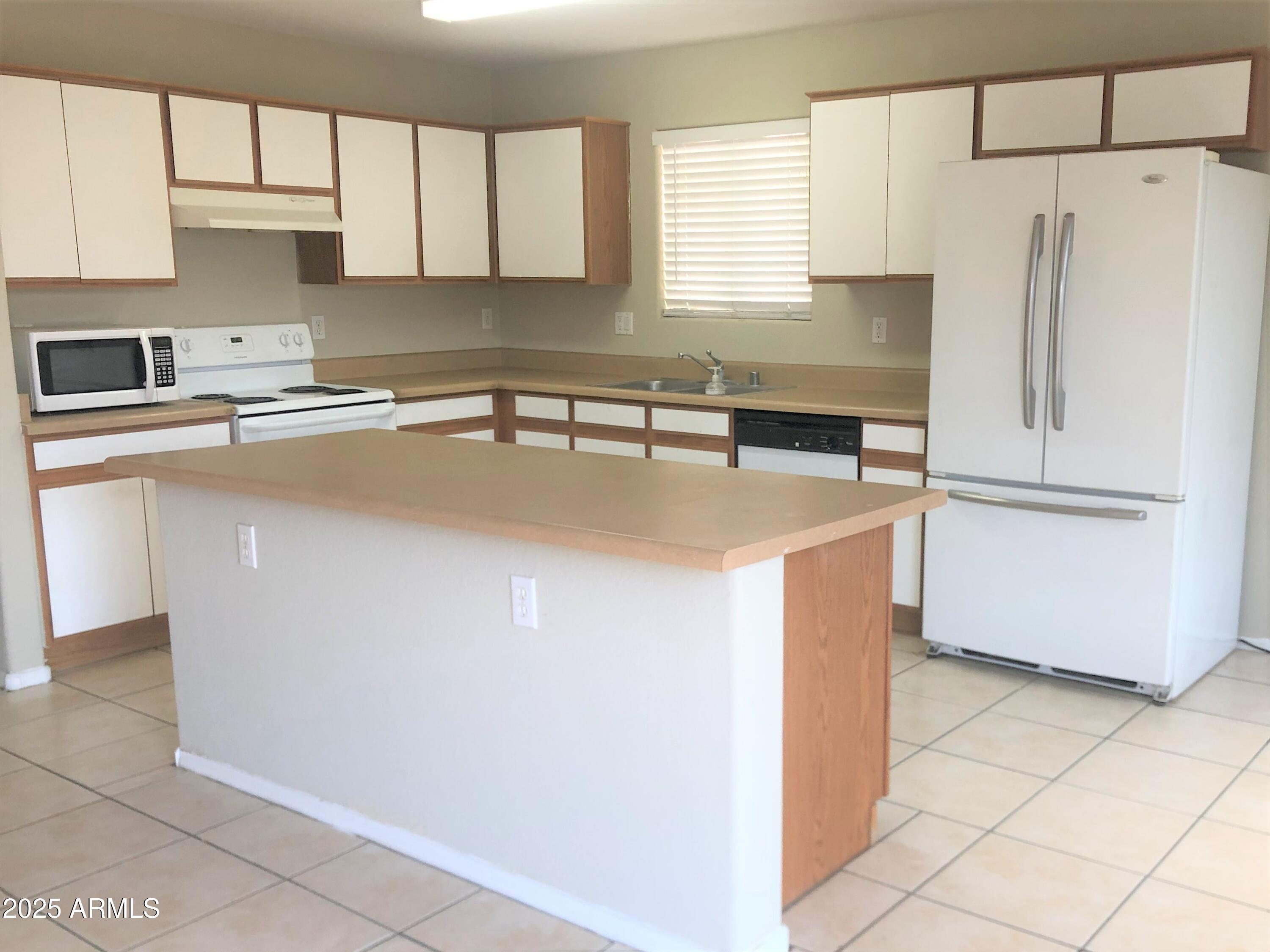 8324 W Catalina Drive