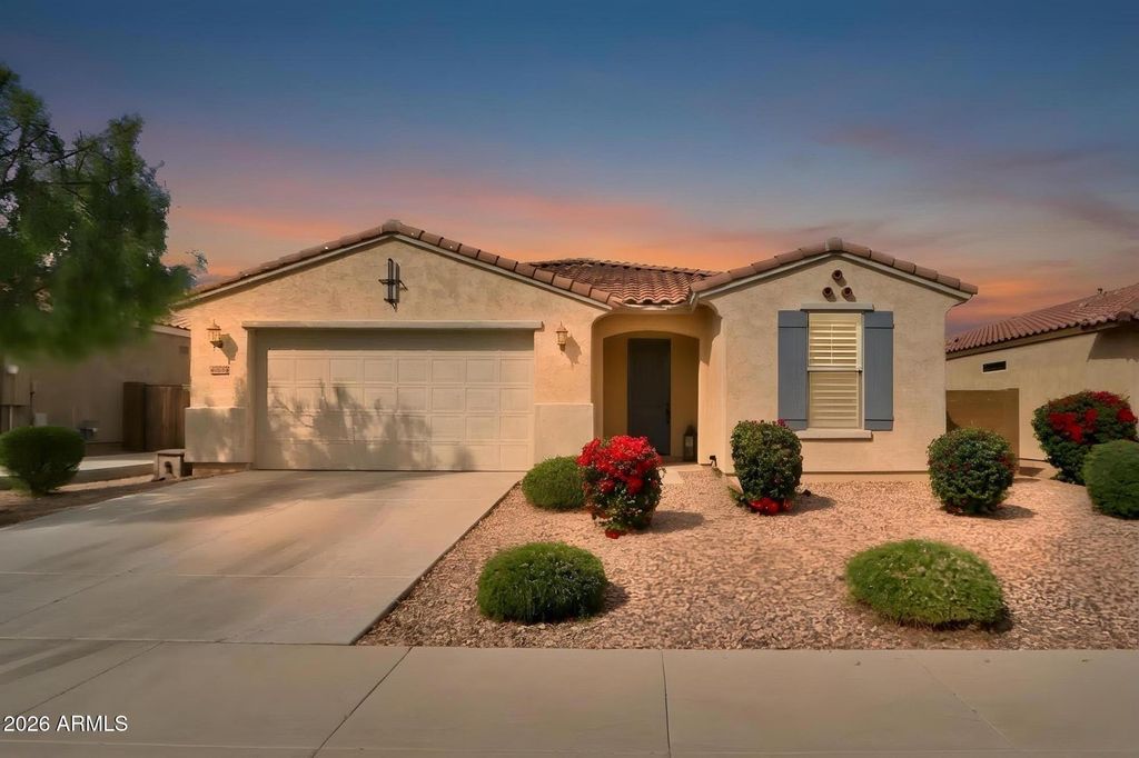 Photo of 4456 W Pelotazo Way, San Tan Valley, AZ 85144 (MLS # 6998991)
