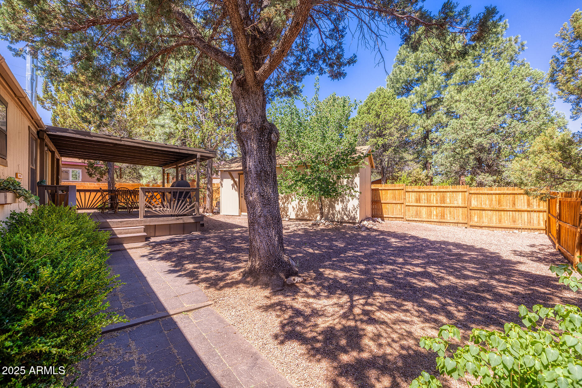 2185 WILDLIFE Trail