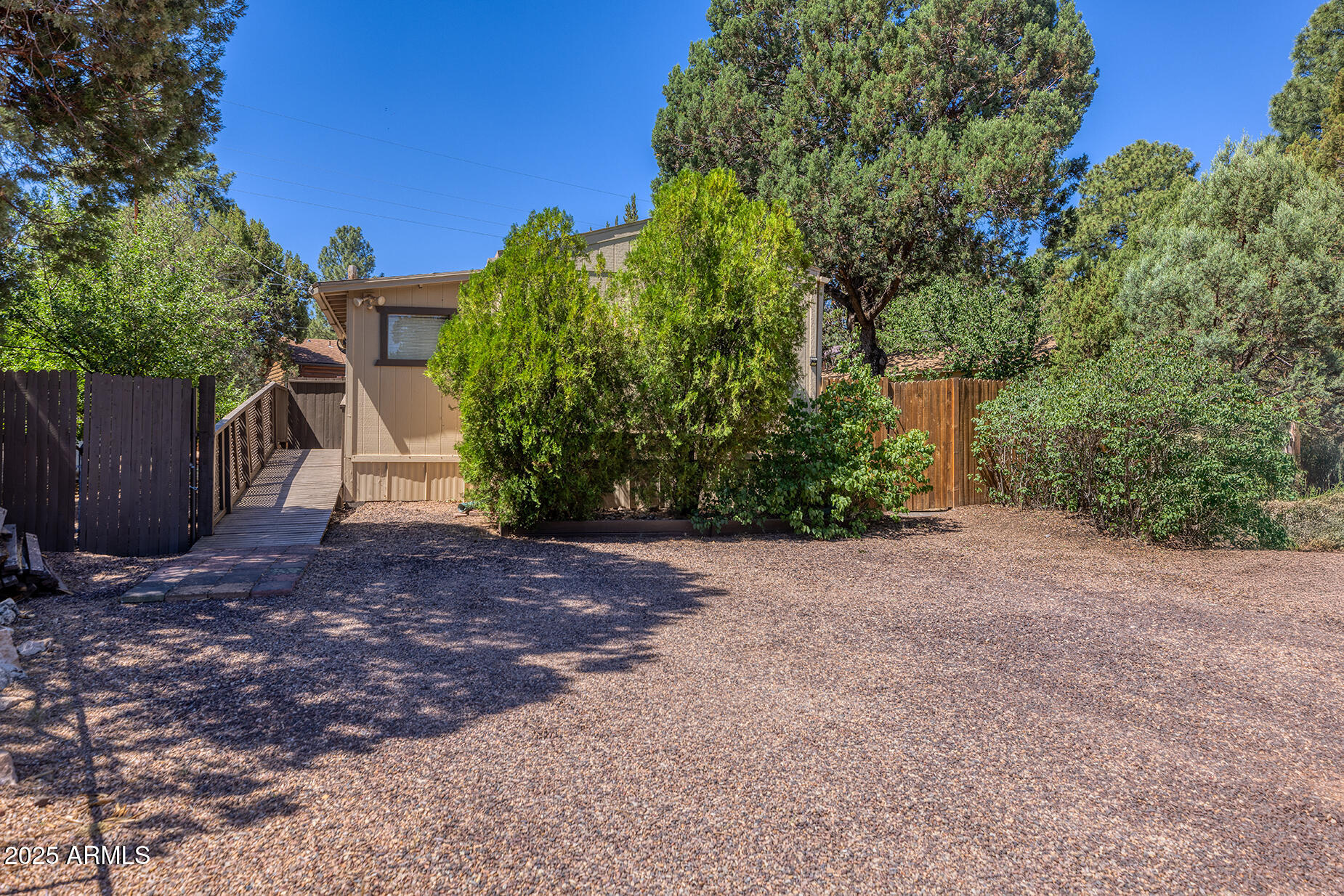 2185 WILDLIFE Trail