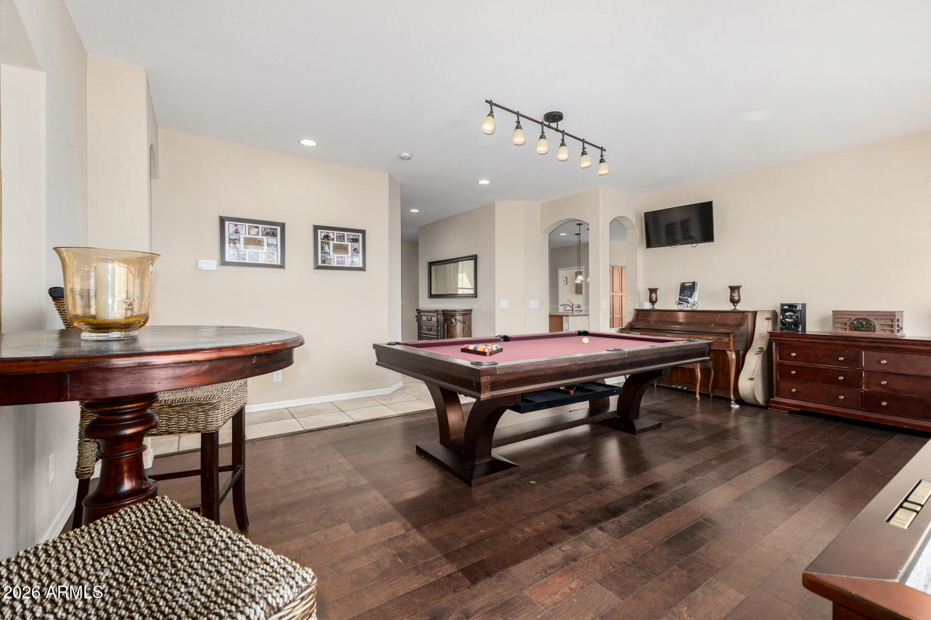 3370 E HORSESHOE Drive