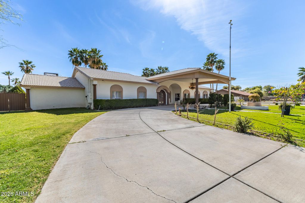 Photo of 6625 W Sweetwater Avenue, Glendale, AZ 85304 (MLS # 7000967)