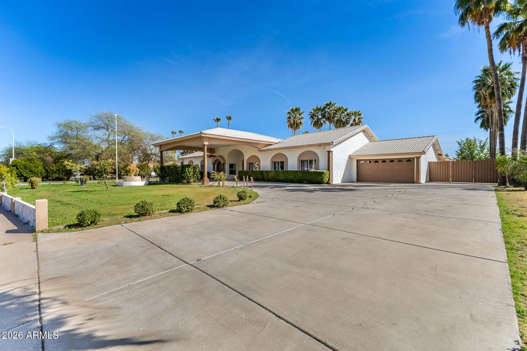 Photo of 6625 W Sweetwater Avenue, Glendale, AZ 85304 (MLS # 7000967)