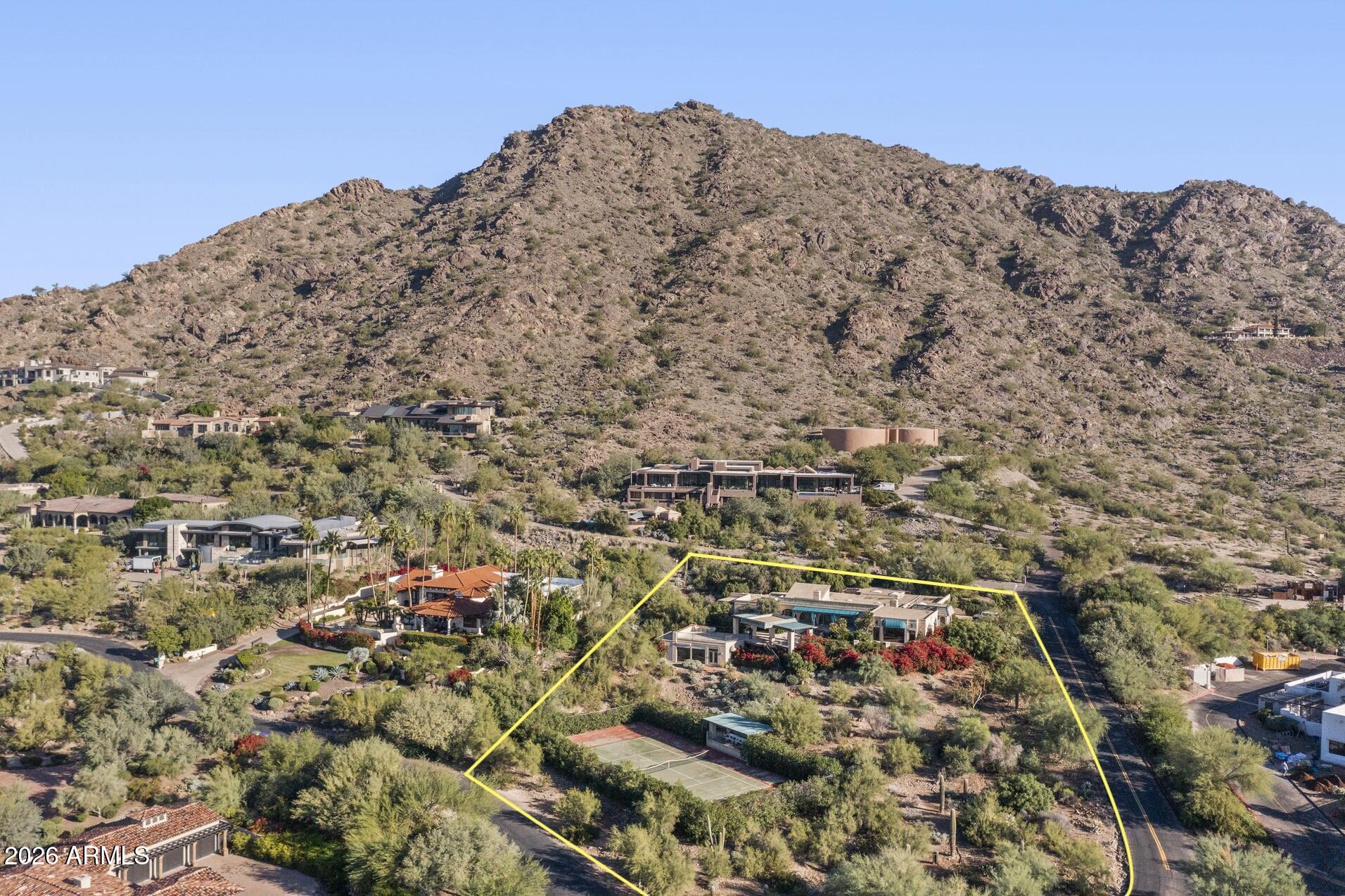 PARADISE VALLEY ESTATES - Land