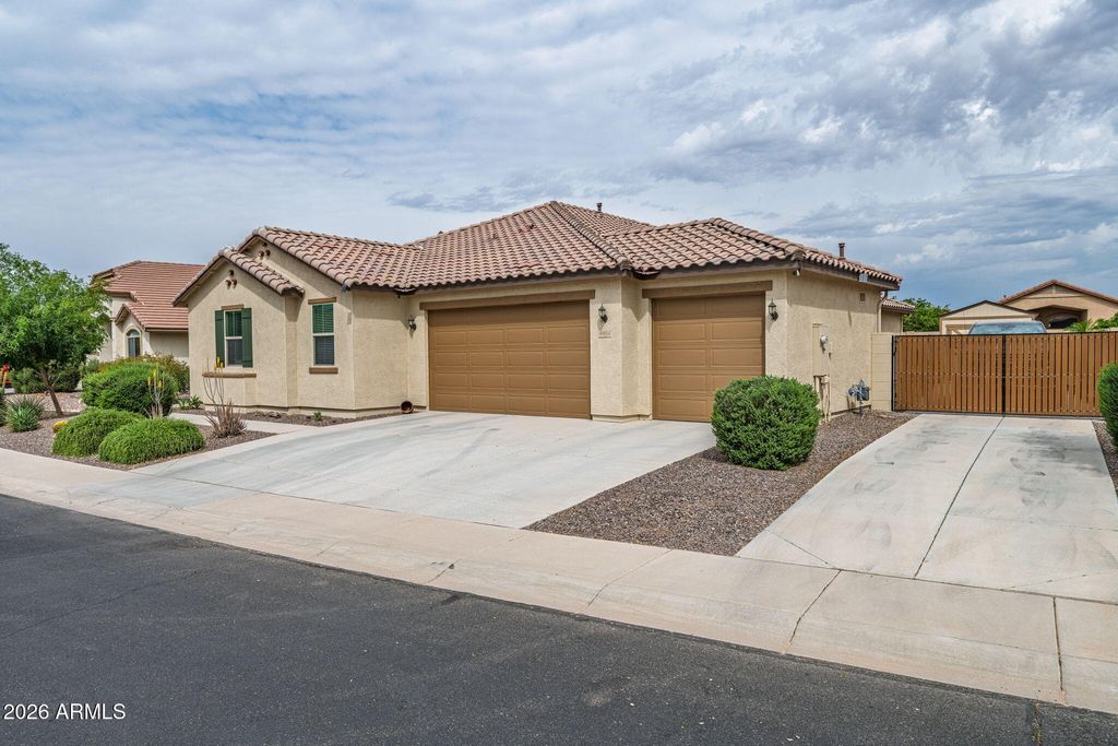 Photo of 40614 W Hopper Drive, Maricopa, AZ 85138 (MLS # 7011761)