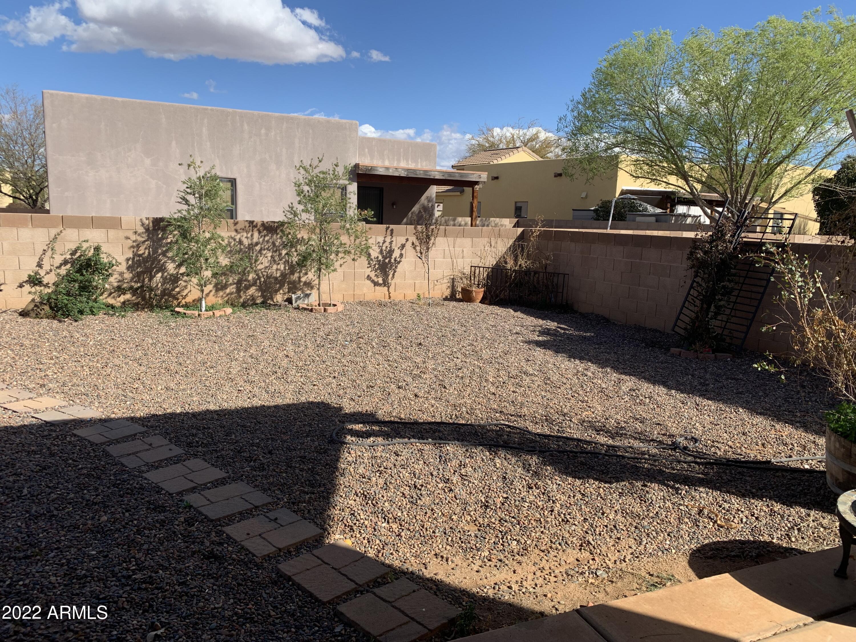 REFLECTIONS AT VALIENTE - Residential Lease