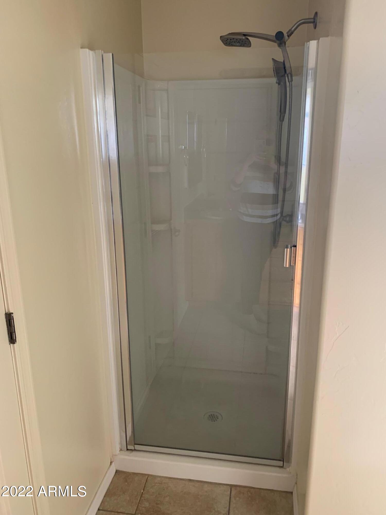 REFLECTIONS AT VALIENTE - Residential Lease