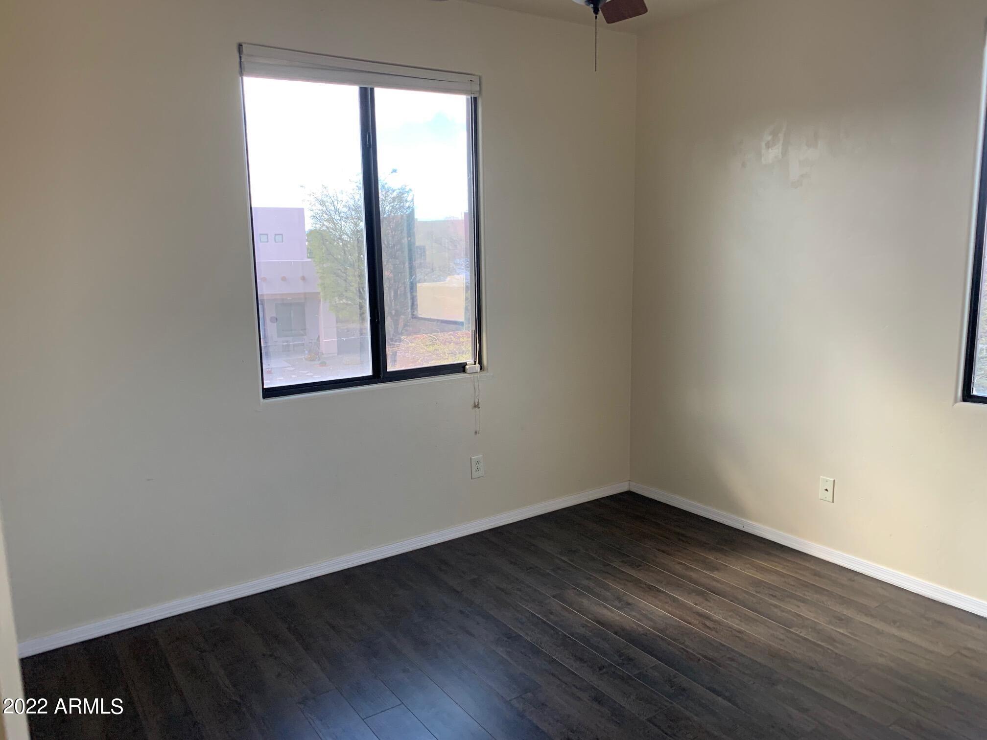 REFLECTIONS AT VALIENTE - Residential Lease