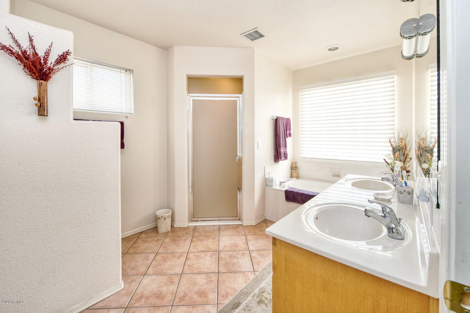 CHARLESTON PARK ESTATES UNIT 1 - Residential