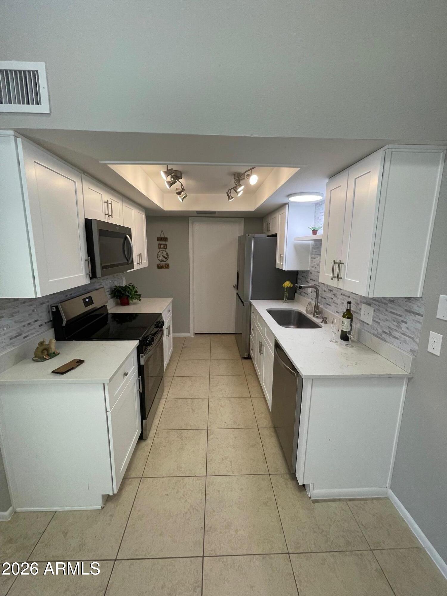 629 N MESA Drive 27