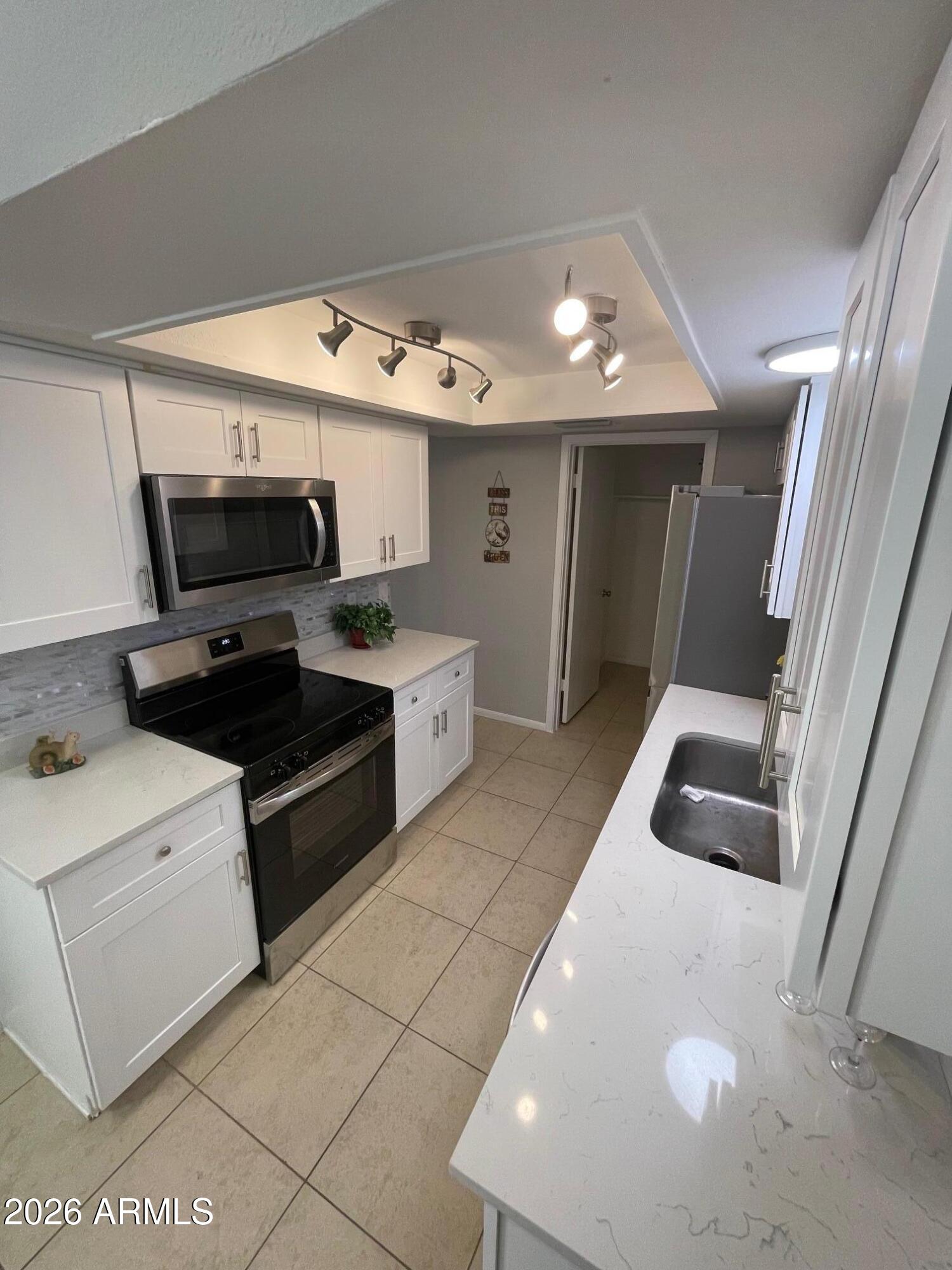 629 N MESA Drive 27