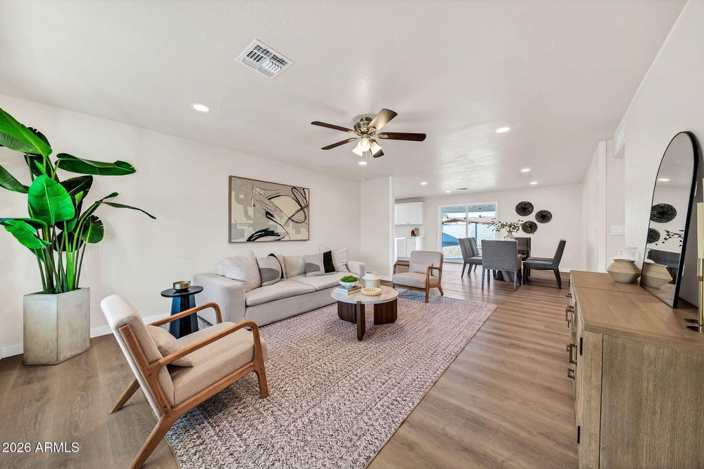 Photo of 3430 E Poinsettia Drive, Phoenix, AZ 85028 (MLS # 6975870)