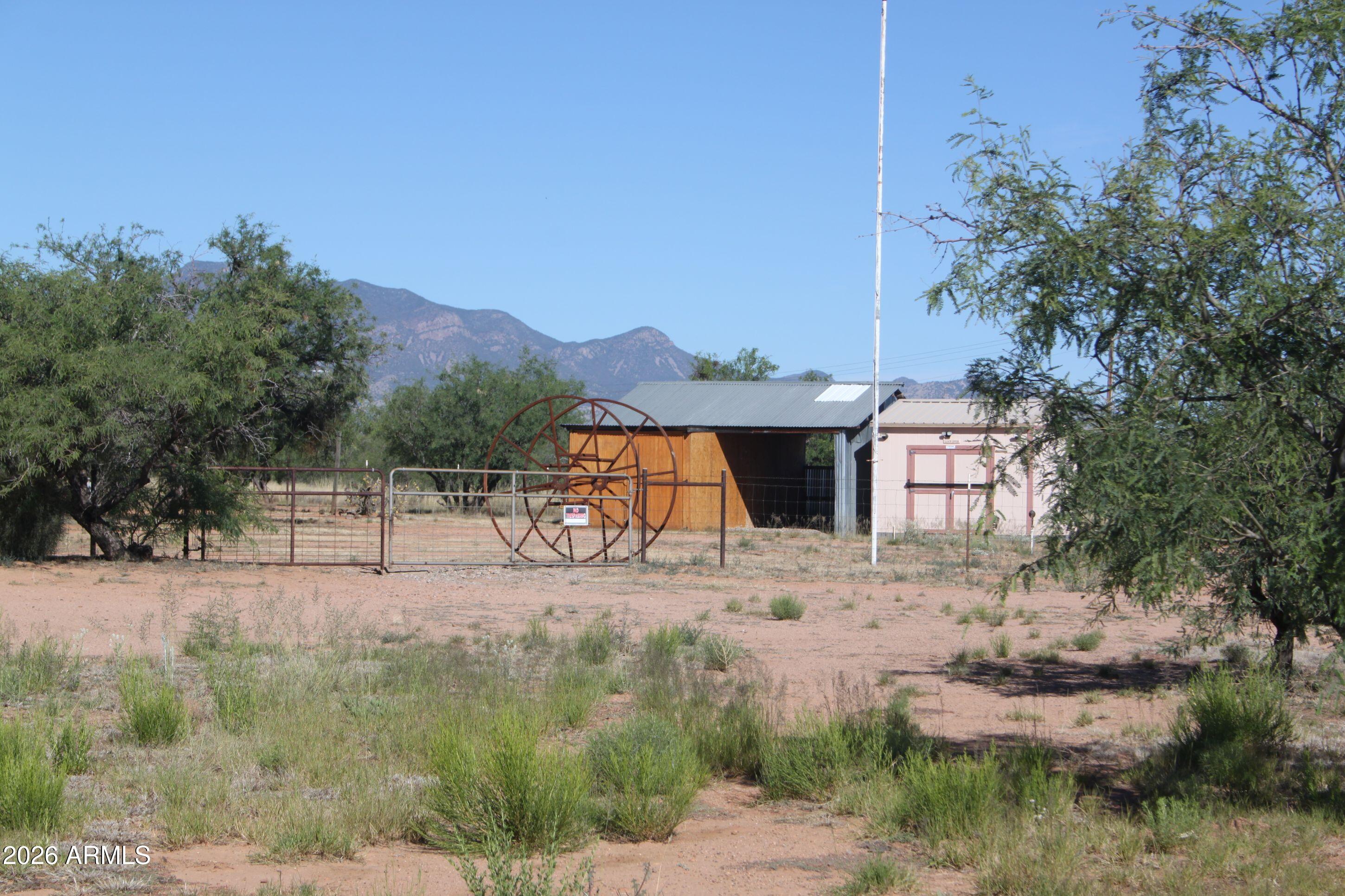 6422 S VETERANS Lane -