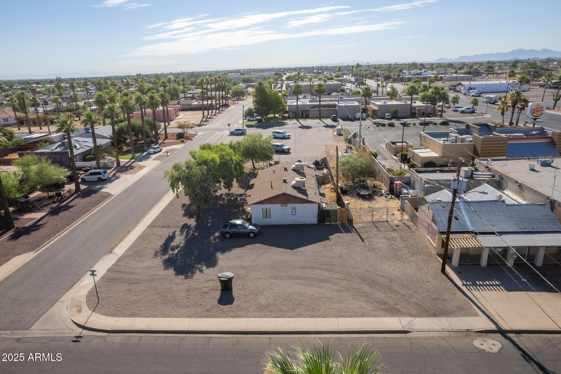 800 E FLORENCE Boulevard