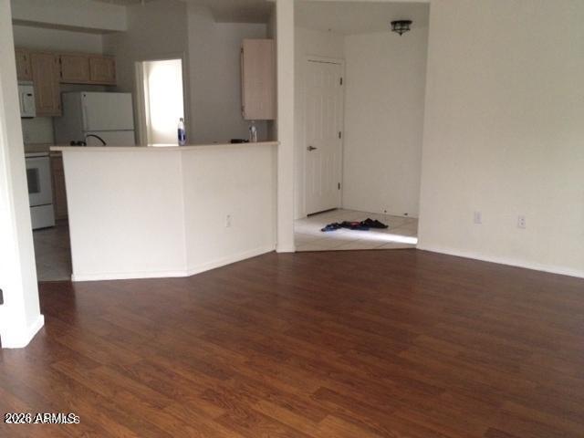 600 W GROVE Parkway 2061