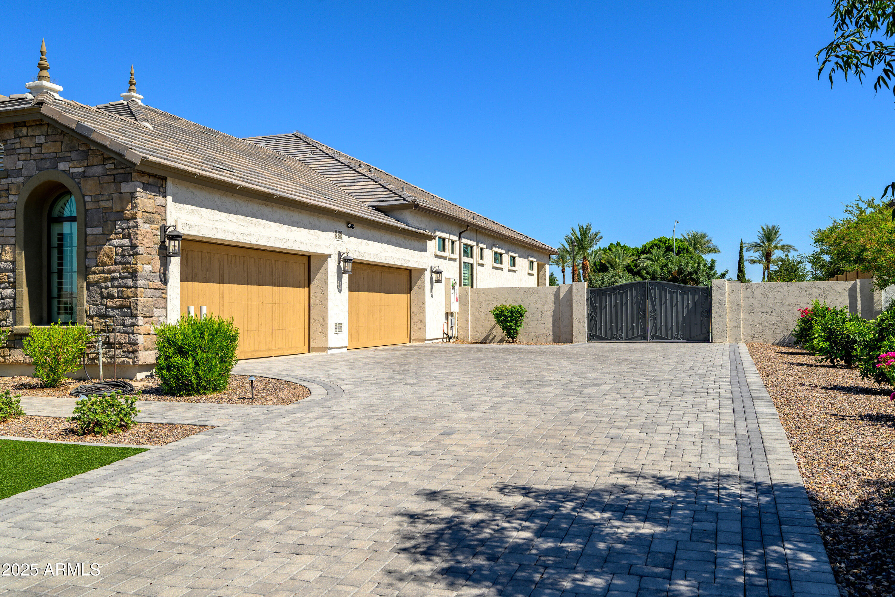 ESTATES AT MANDARIN GROVE - Residential