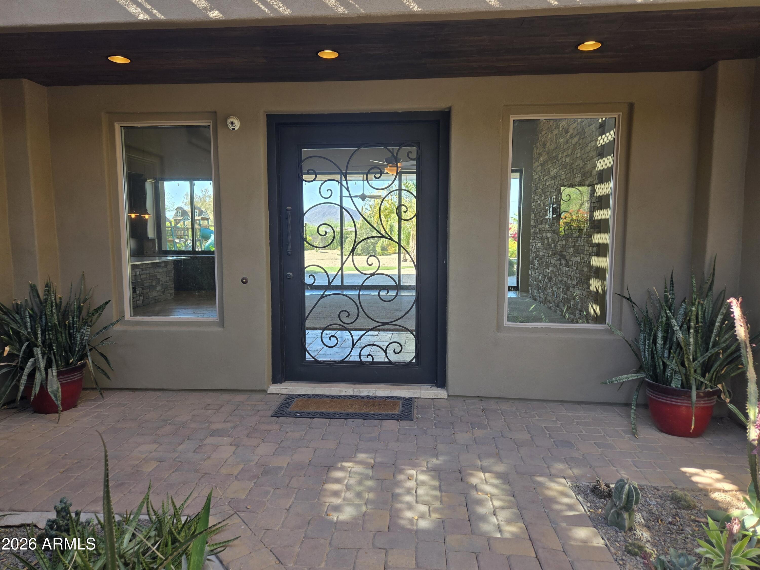 1110 W CREEK CANYON Road